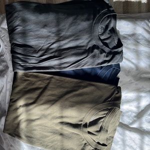 True classic set of three tees size large